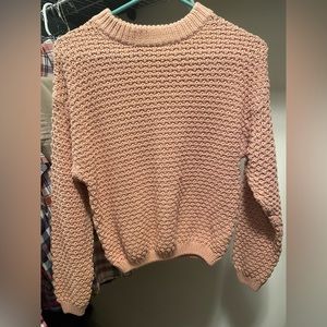 NWOT Universal Thread crewneck sweater.